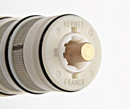 Смеситель WasserKRAFT BERKEL 4833 для ванны и душа термостатический Смеситель WasserKRAFT BERKEL 4833 для ванны и душа термостатический